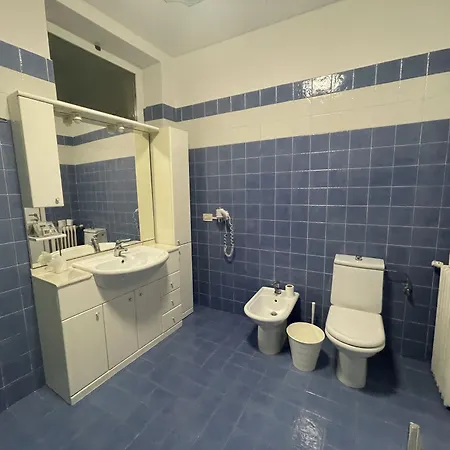 Giacomini 3* סאלו